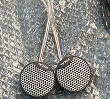 Load image into Gallery viewer, Seat Leon MK3/3.5 Focal Speakers Upgade Kit
