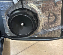 Load image into Gallery viewer, Seat Leon MK3/3.5 Focal Speakers Upgade Kit
